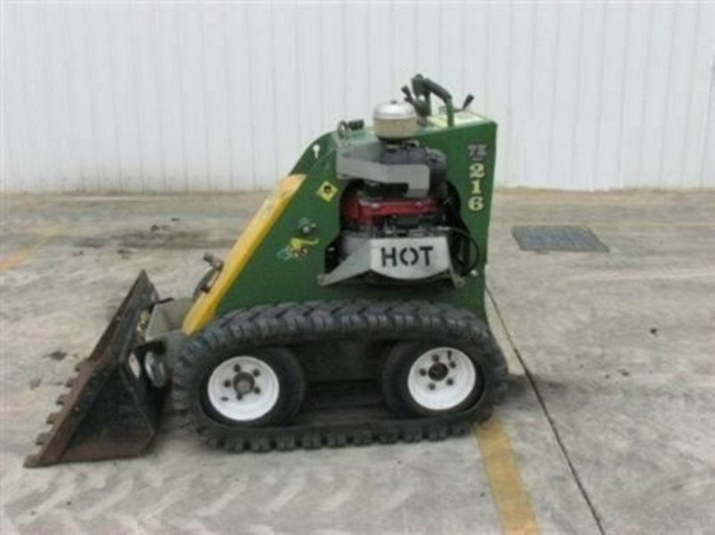 2005 KANGA 7185 TK216 Loader