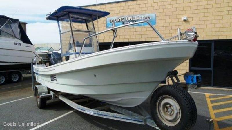 Southwind Ub 580 PLATINUM SERIES CENTRE CONSOLE UTILITY BOAT GREAT FOR FISHING AND DIVING