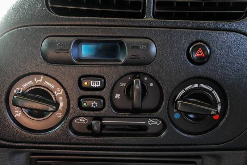 2003 MITSUBISHI MIRAGE CE