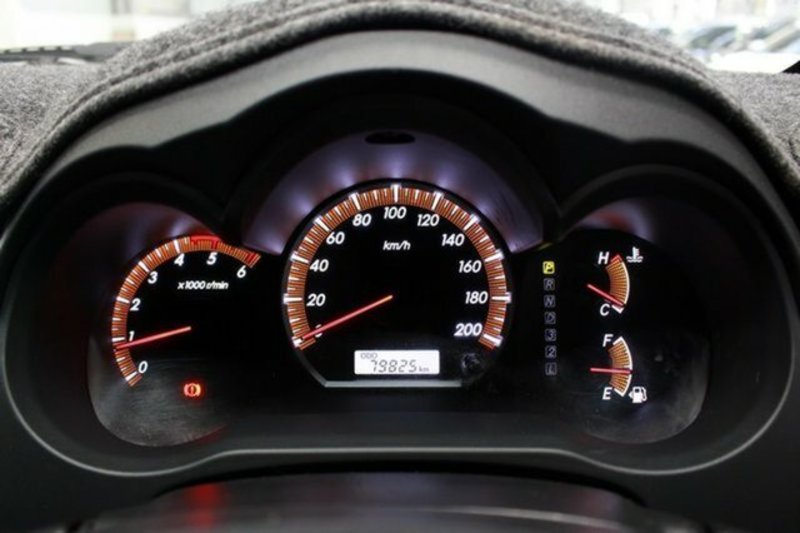 2012 TOYOTA HILUX SR5 (4x4) KUN26R MY12