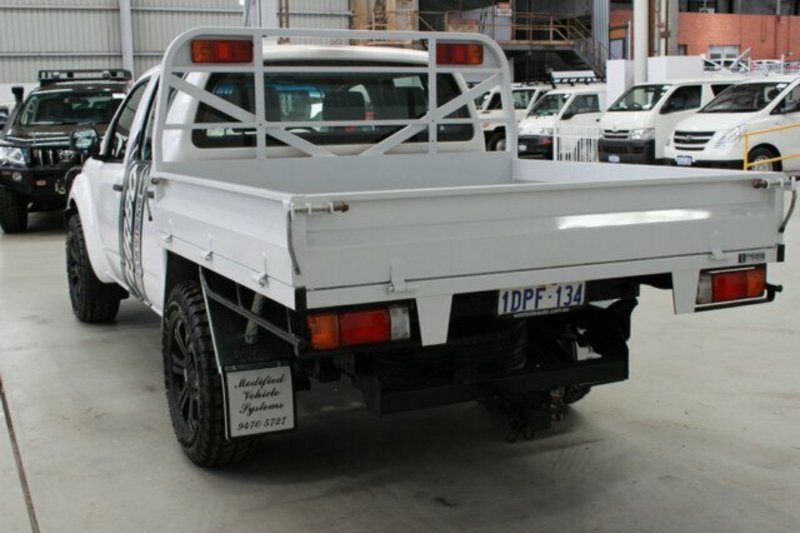 2011 NISSAN NAVARA RX (4x4) D40