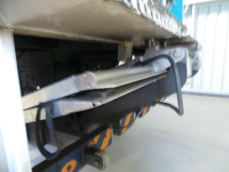 2010 FUSO CANTER PANTECH
