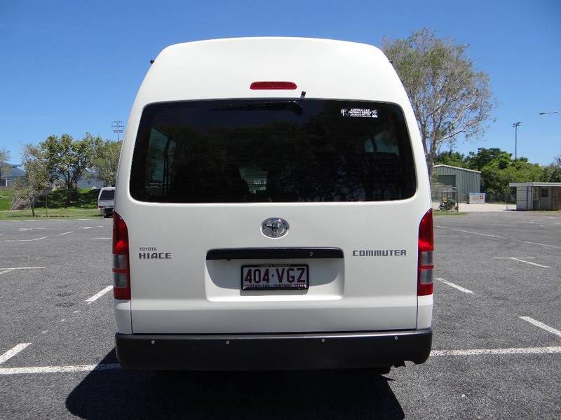 2013 TOYOTA HIACE Commuter High Roof Super LWB TRH223R MY12