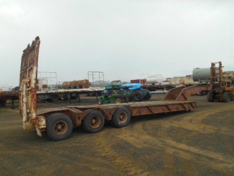 Drake Low LoaderPlatform Semi Trailer