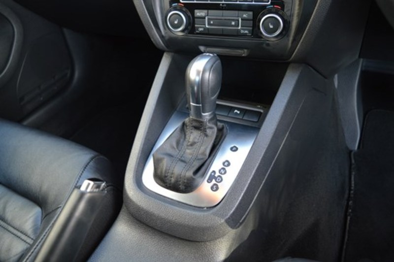 2011 VOLKSWAGEN JETTA 147TSI HIGHLINE 1B