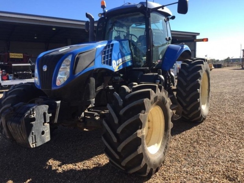2012 NEW HOLLAND T8.390 T8.390 Tractor