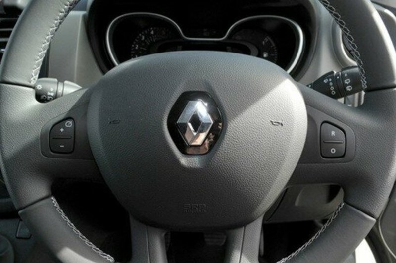 2017 RENAULT TRAFIC SWB X82 MY17