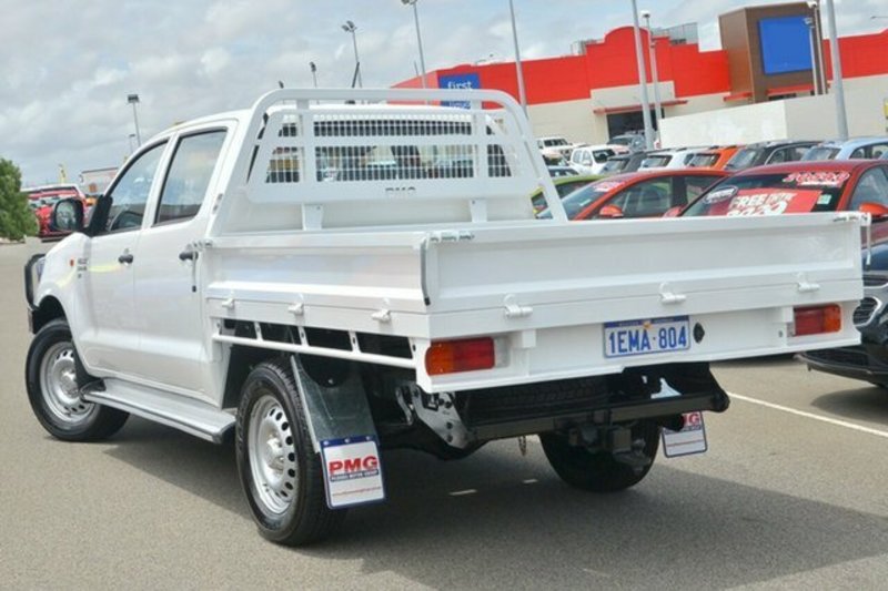2014 TOYOTA HILUX SR (4x4) KUN26R MY14