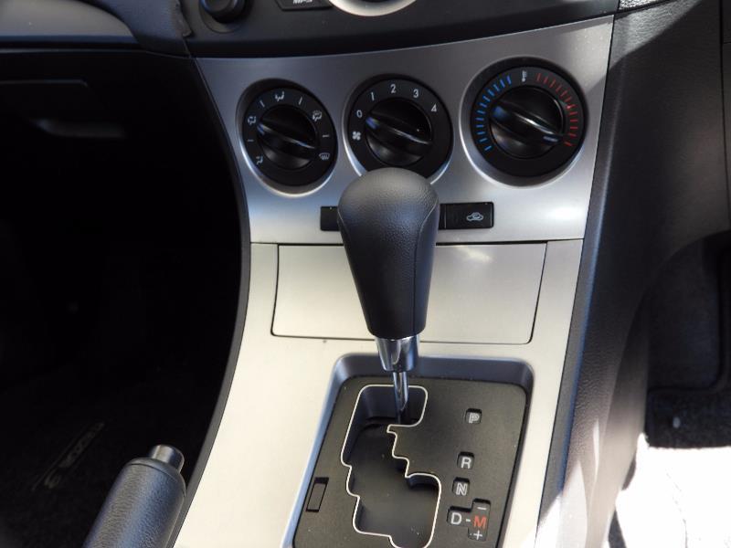 2010 MAZDA 3 Neo