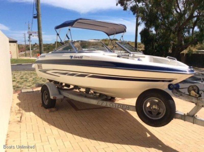 Glastron Gt 185 PLUM BOWRIDER WITH UNDER 80 HOURS OLD!!