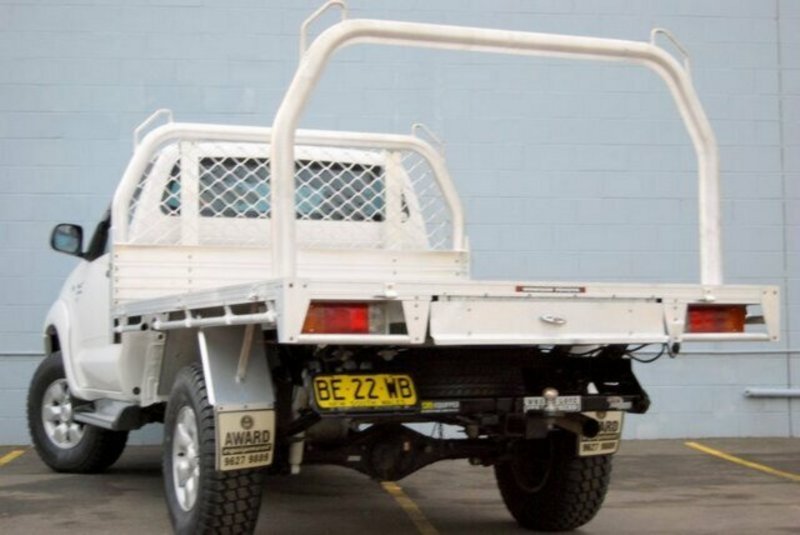 2010 TOYOTA HILUX SR (4x4) KUN26R 09 UPGRADE