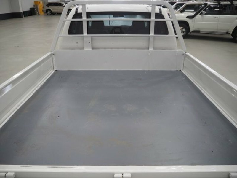2011 TOYOTA HILUX SR (4x4) KUN26R MY11 UPGRADE