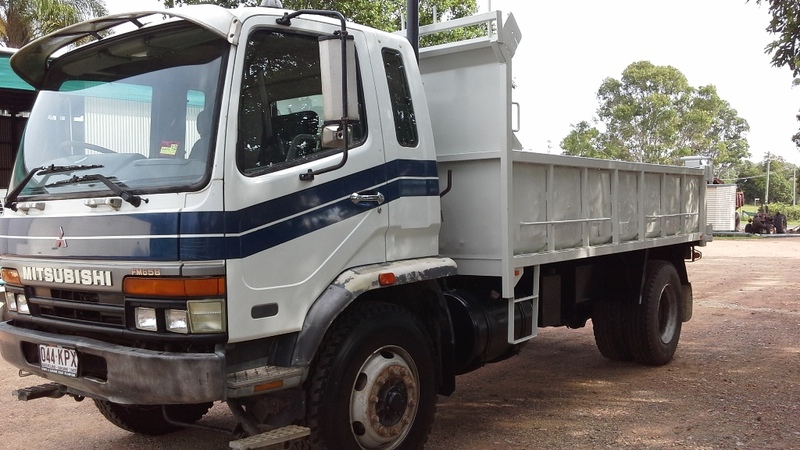 1997 MITSUBISHI FM658 1005
