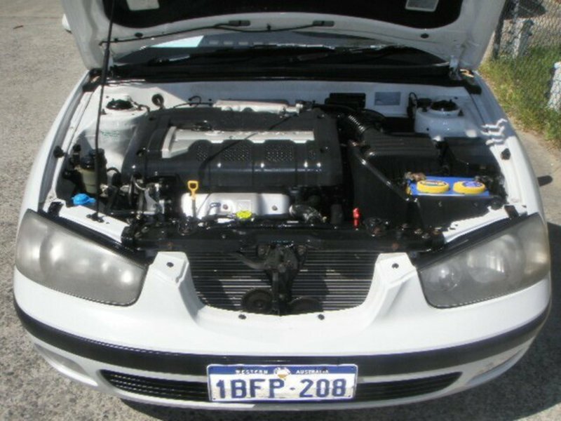2001 HYUNDAI ELANTRA GLS XD