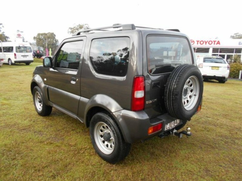 2012 SUZUKI JIMNY SIERRA (4x4)