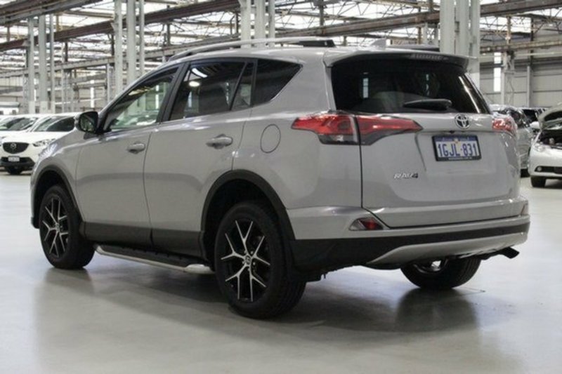 2017 TOYOTA RAV4 GXL (2WD) ZSA42R MY17