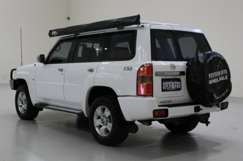 2011 NISSAN PATROL ST (4x4) MY11 UPGRADE
