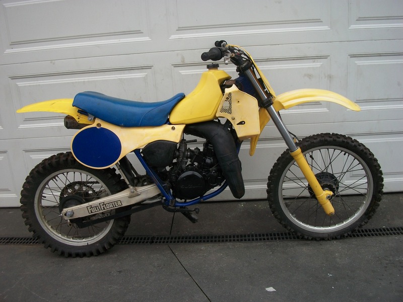 1982 SUZUKI RM 250