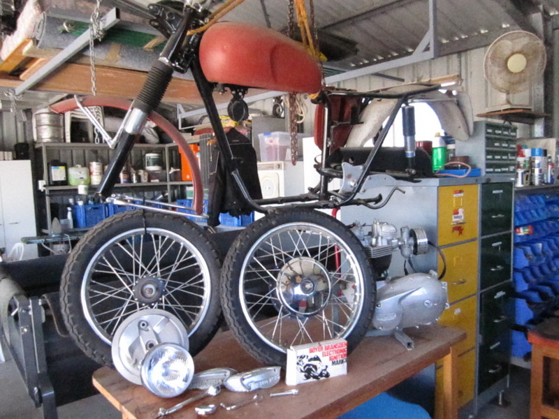1966 TRIUMPH 6T Thunderbird