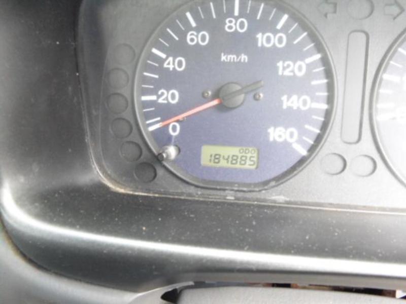 2001 MAZDA E2500 E