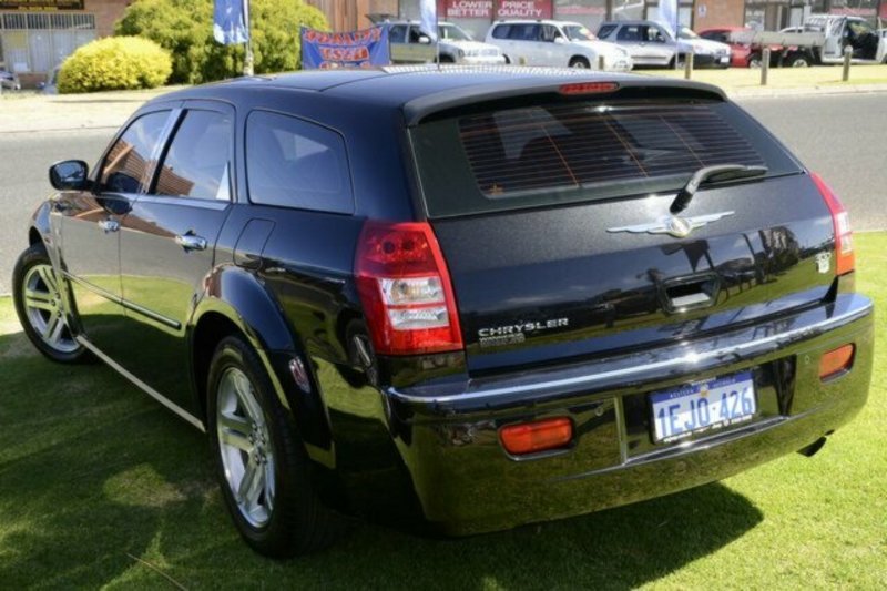 2006 CHRYSLER 300C 3.5 TOURING LE MY06