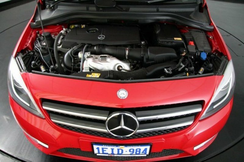 2013 MERCEDES-BENZ B250 BE 246 MY13