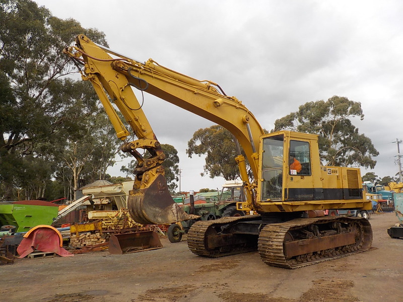 1986 CAT 229SA EXCAVATOR #0590