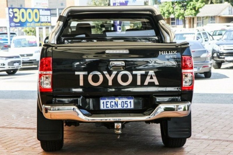 2013 TOYOTA HILUX SR5 (4x4) KUN26R MY12