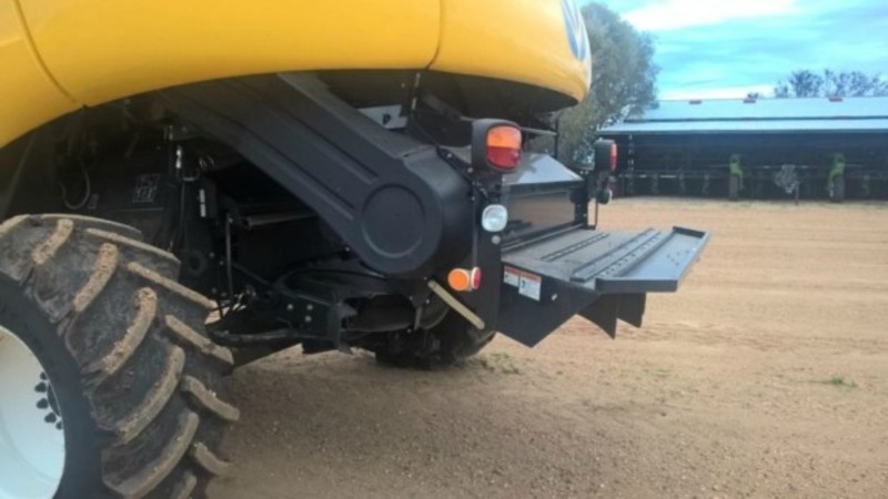 2011 NEW HOLLAND CR9080 CR9080 HarvesterHeader