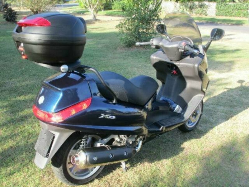 2007 PIAGGIO X8 400 SCOOTER