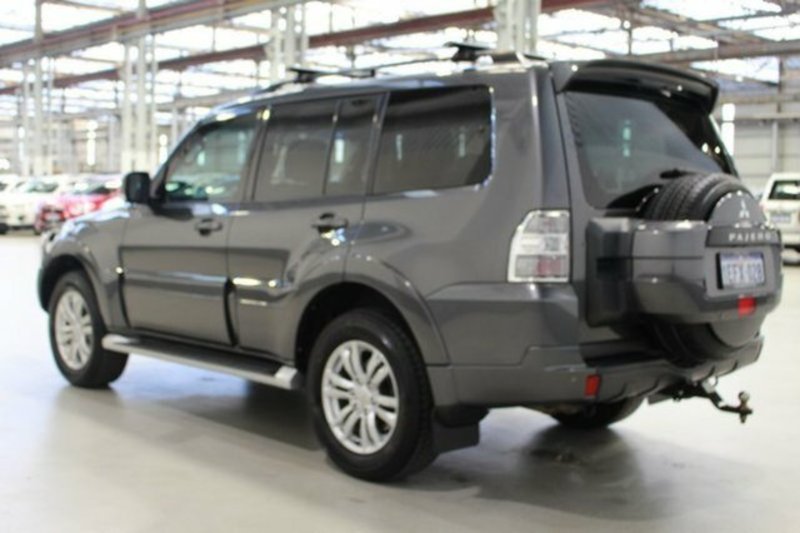 2013 MITSUBISHI PAJERO VR-X LWB (4x4) NW MY13