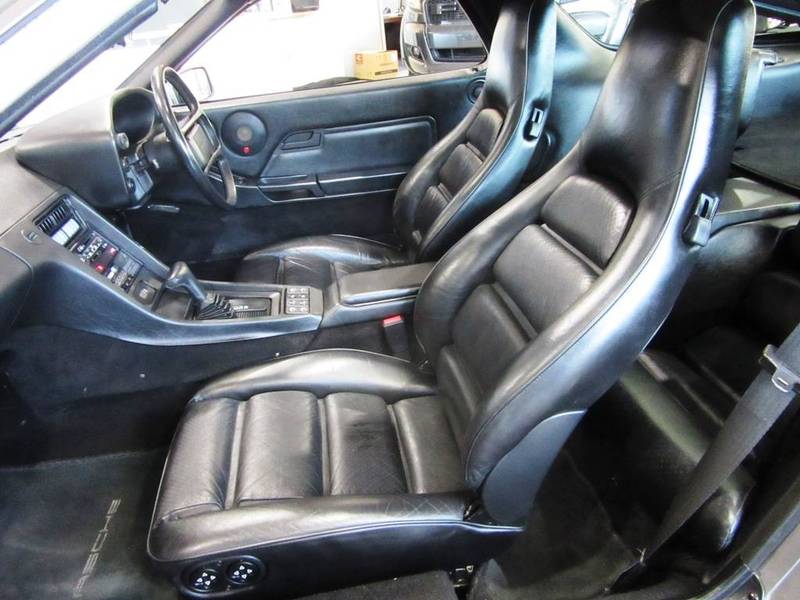 1986 PORSCHE 928 S