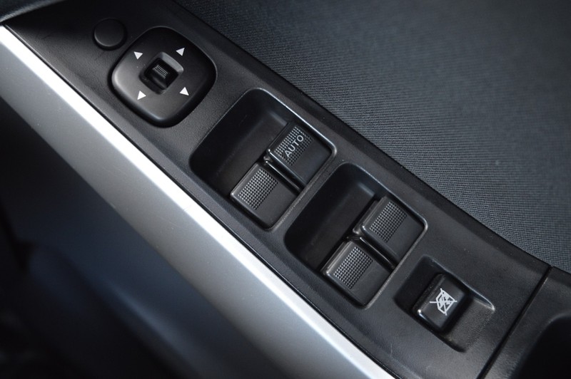 2015 MAZDA BT-50 XT HI-RIDER UP