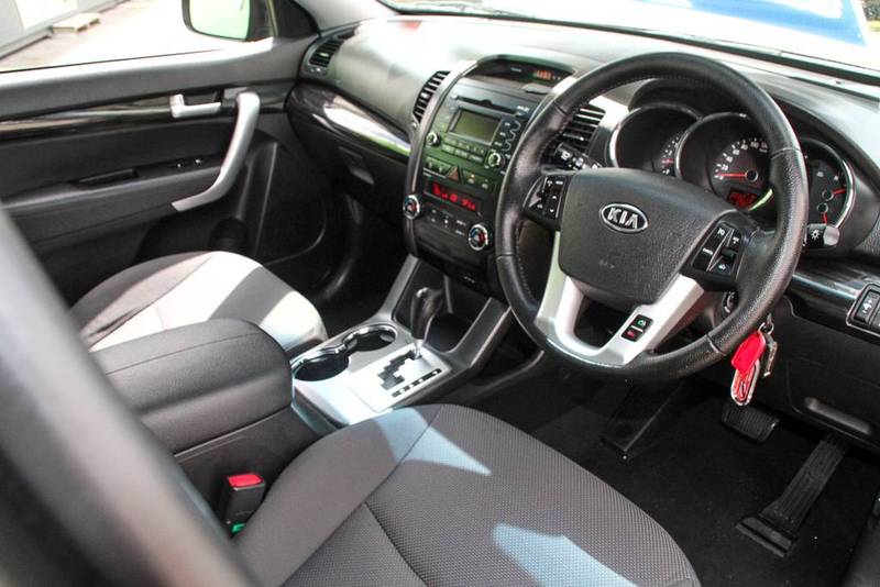 2011 KIA SORENTO Si (4x4) XM MY11