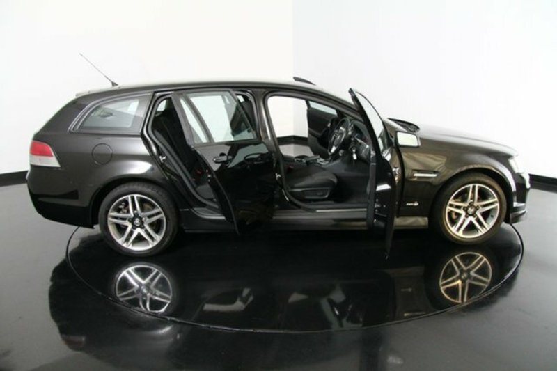 2011 HOLDEN COMMODORE SV6 Sportwagon VE II