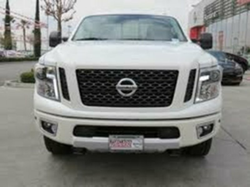 2017 NISSAN Titan PRO 4X