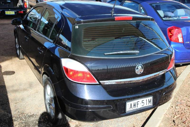 2005 HOLDEN ASTRA CDX AH