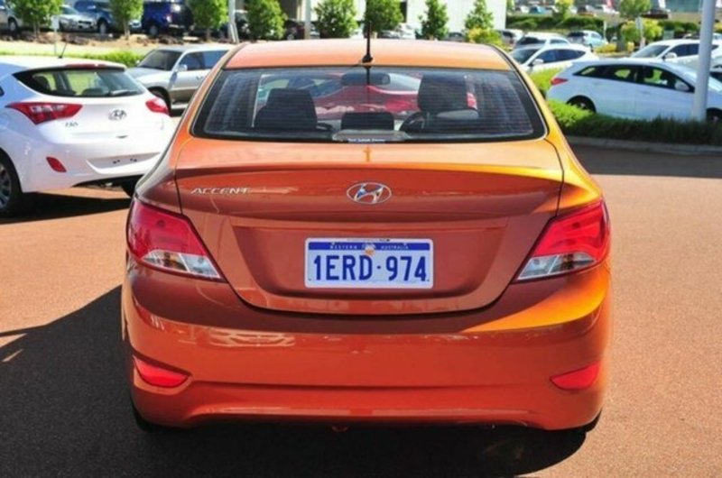 2014 HYUNDAI ACCENT ACTIVE RB2