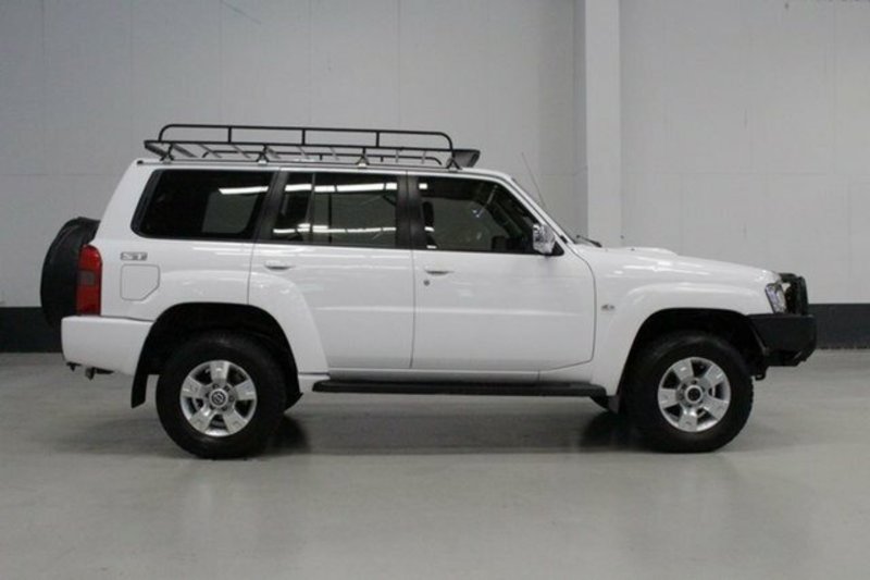 2006 NISSAN PATROL ST (4x4) GU IV