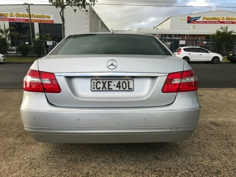 2010 MERCEDES-BENZ E250 CDI W212 BlueEFFICIENCY Avantgarde Sedan 4dr Spts Auto 5sp 2.1DT