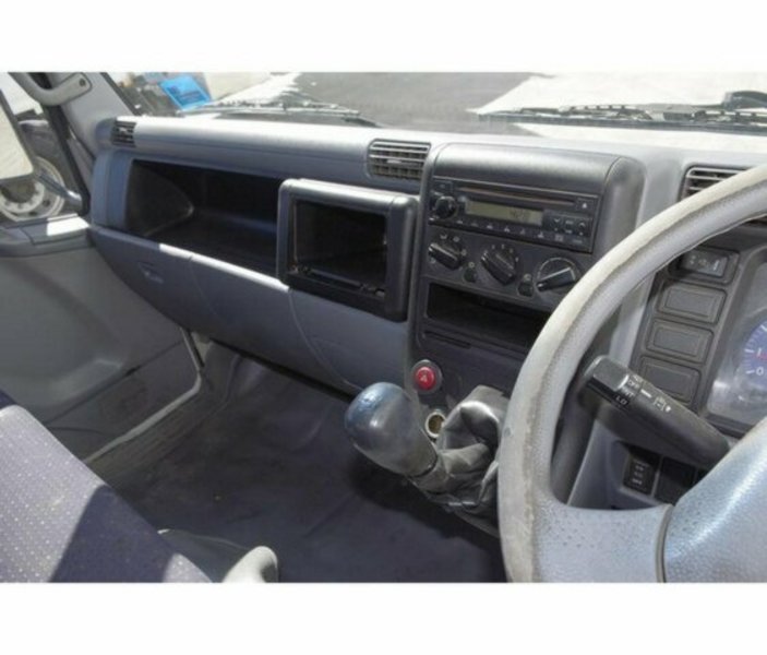 2007 MITSUBISHI CANTER FE83