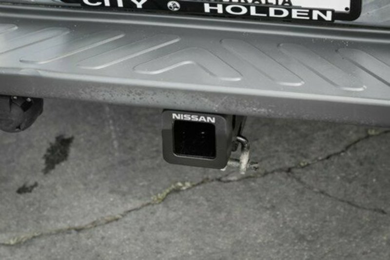 2011 NISSAN NAVARA ST D40 MY11