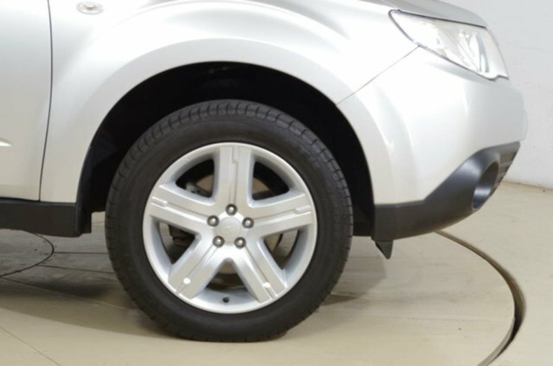 2009 SUBARU FORESTER XS MY10