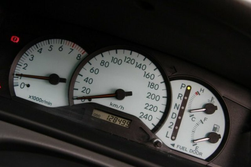 2005 TOYOTA COROLLA CONQUEST ZZE122R