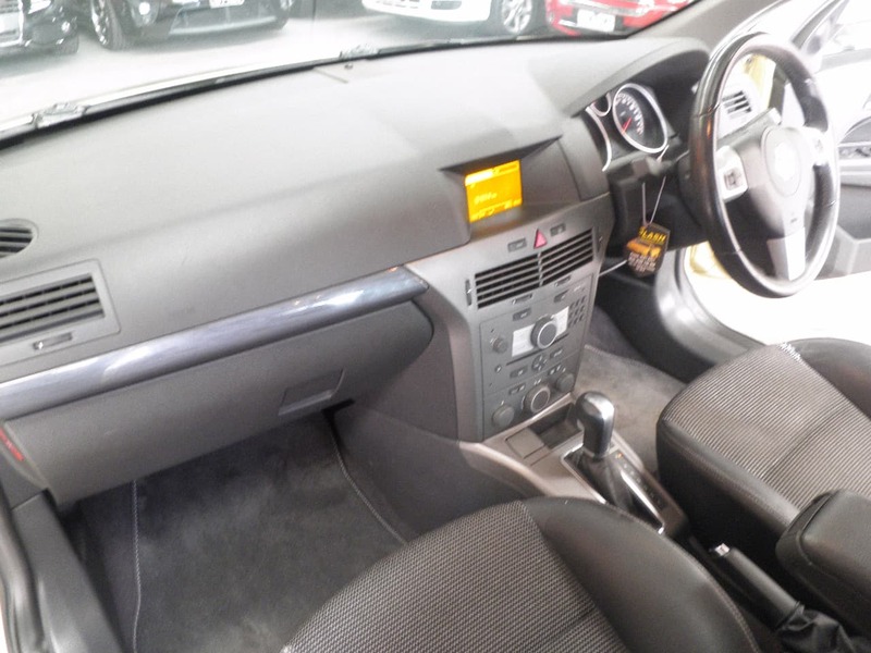 2005 HOLDEN ASTRA CDXi AH