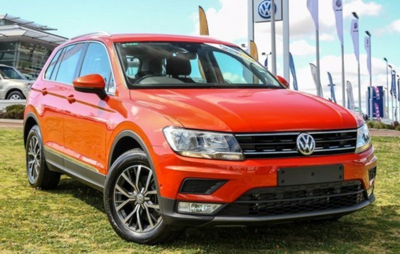 2017 VOLKSWAGEN TIGUAN 110 TDI COMFORTLINE 5NA