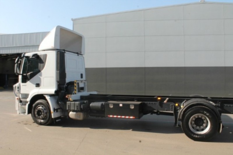 2013 IVECO Stralis ATi 360 Truck