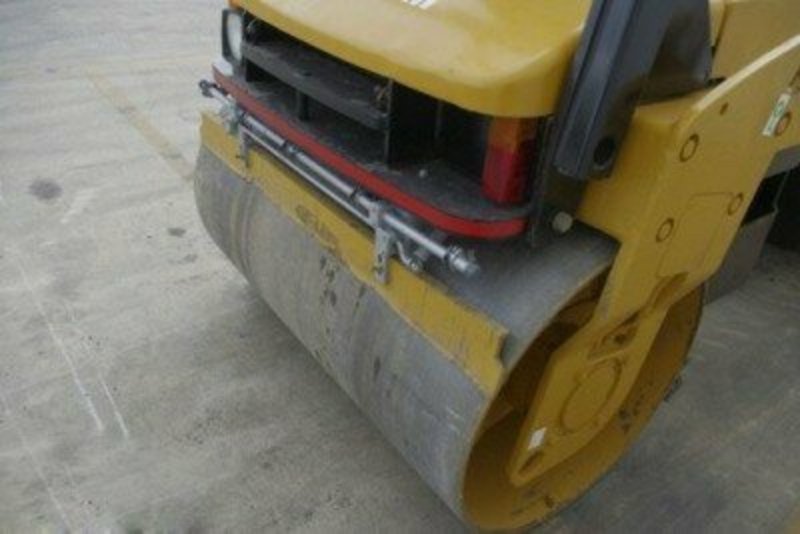2003 CATERPILLAR 21430 CB334D Roller Compacti