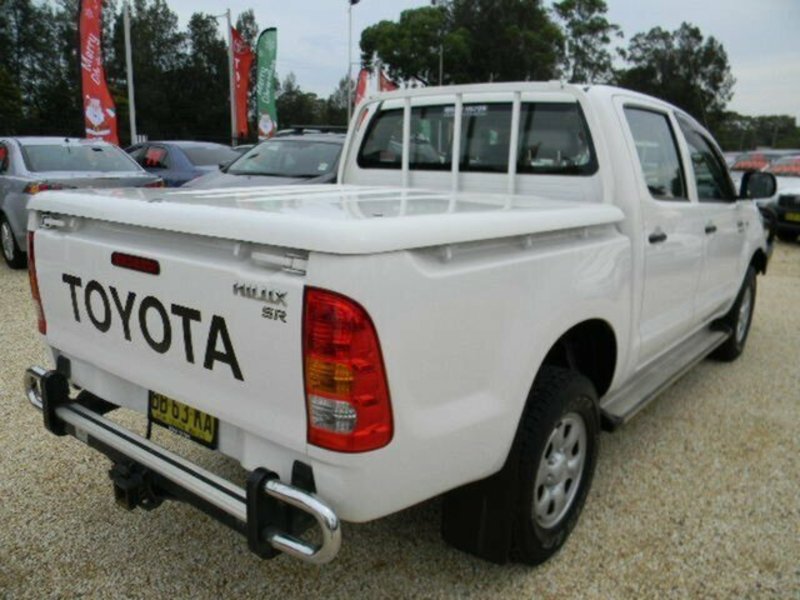2009 TOYOTA HILUX SR (4x4) GGN25R 09 UPGRADE