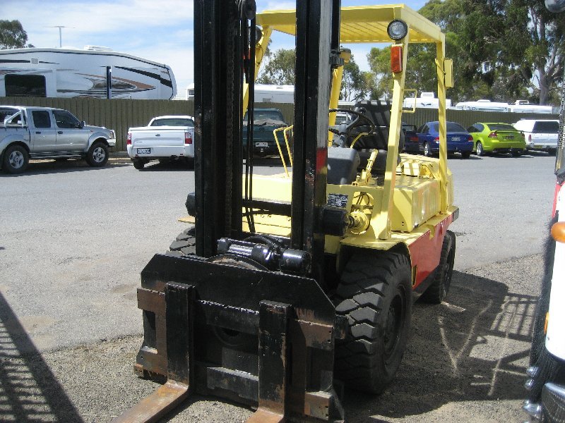 1987 MITSUBISHI 8000LB FORKLIFT 6375